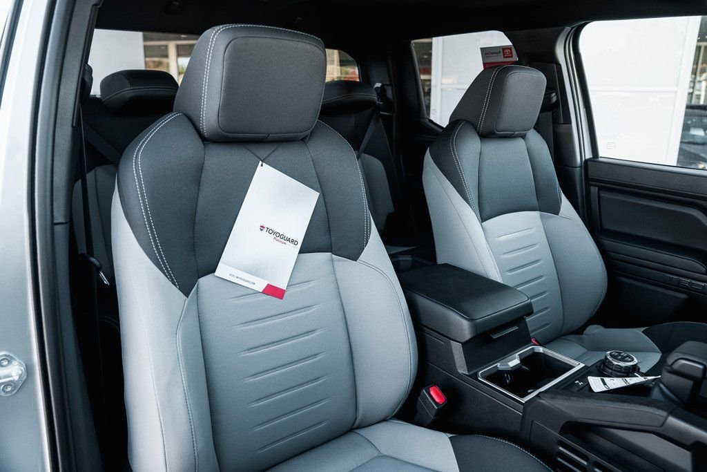 2025 Toyota Tacoma TRD Off Road - Photo 28