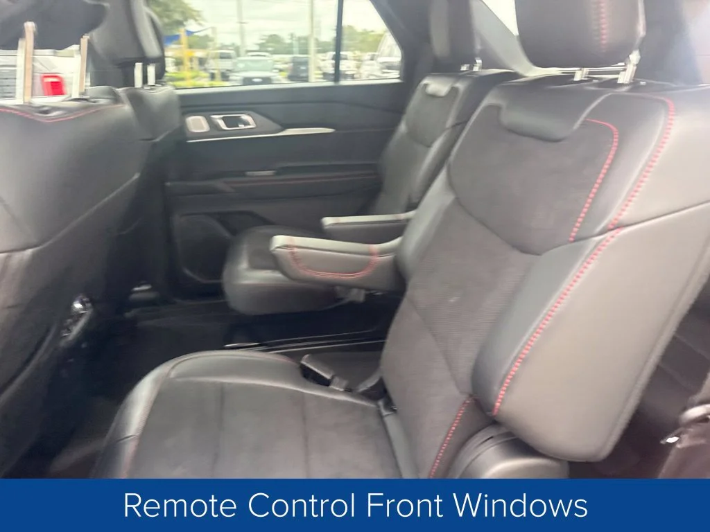 Used 2026 Rapid Red Metallic Tinted Clearcoat Ford ST image 25