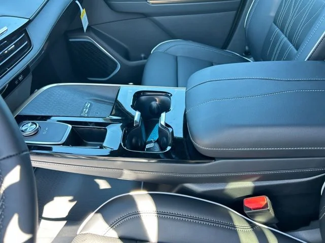 2026 Buick Enclave Avenir - Photo 28