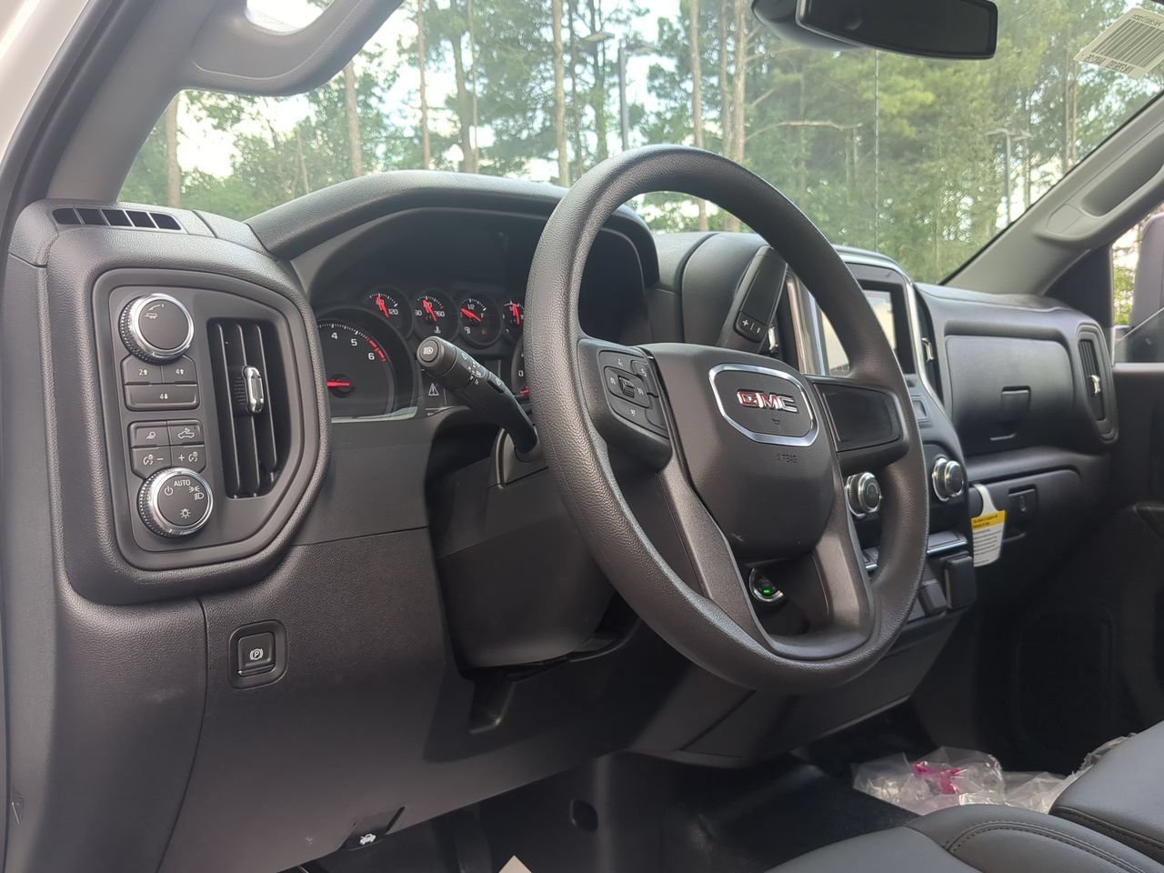 New 2026 Summit White GMC Pro image 10