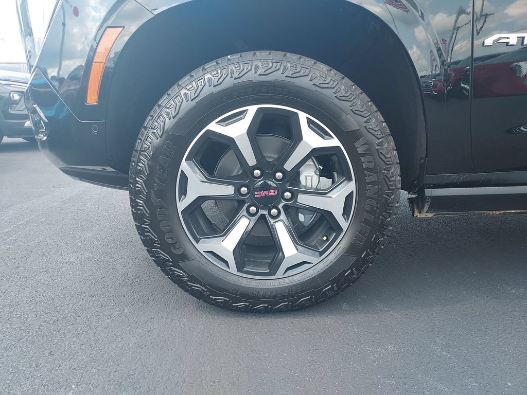 New 2026 Onyx Black GMC AT4 image 10