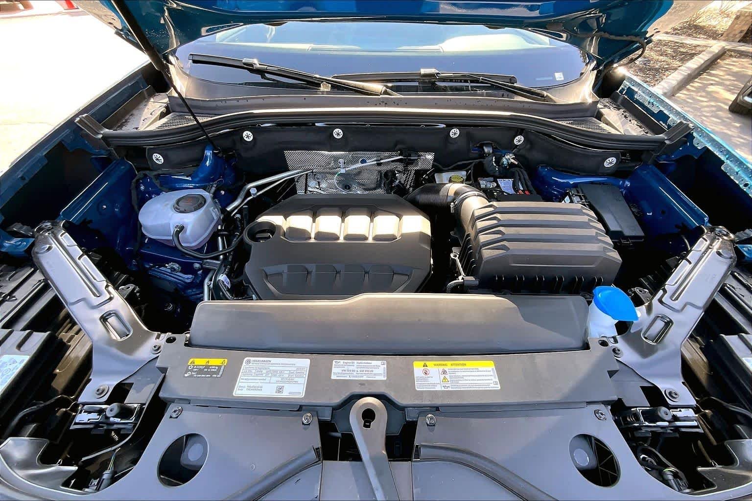 New 2026 Mountain Lake Blue Metallic Volkswagen 2.0T SE W/TECHNOLOGY image 16