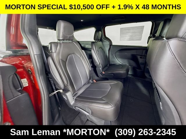 New 2026 Red Hot Pearl-Coat Exterior Paint Chrysler Select image 27