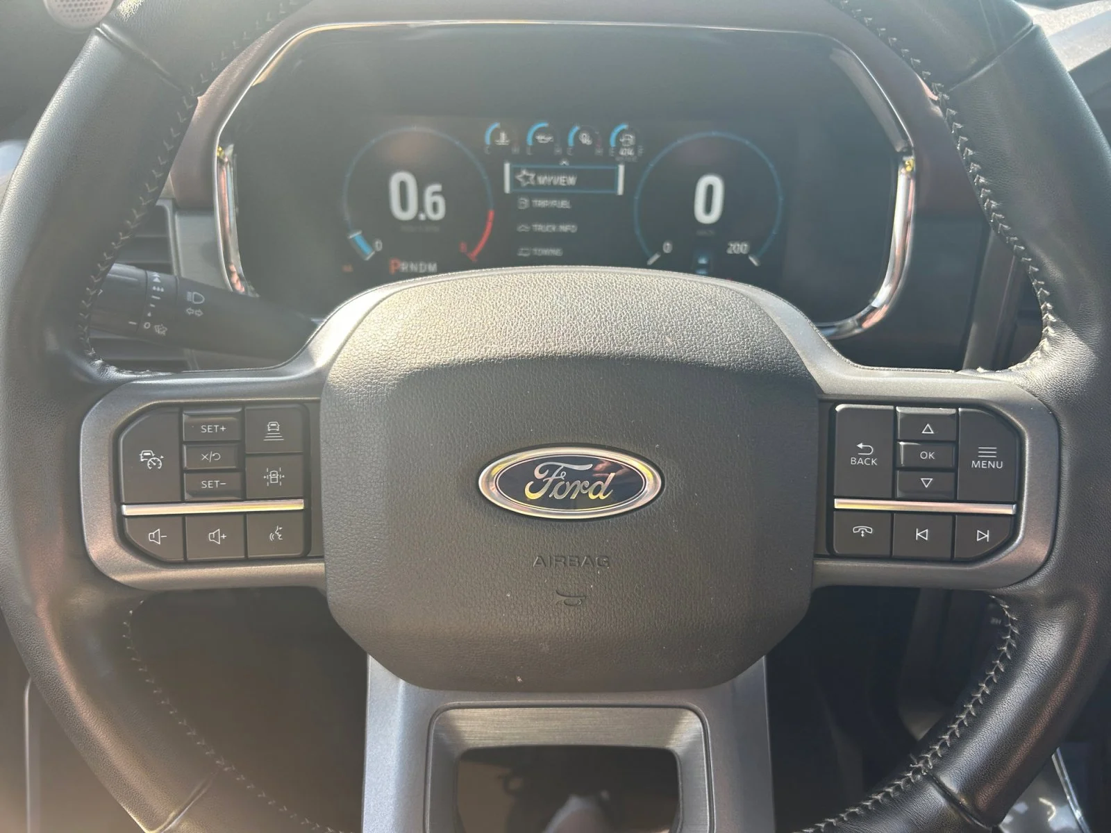 Used 2023 WHITE Ford LARIAT SuperCrew image 23