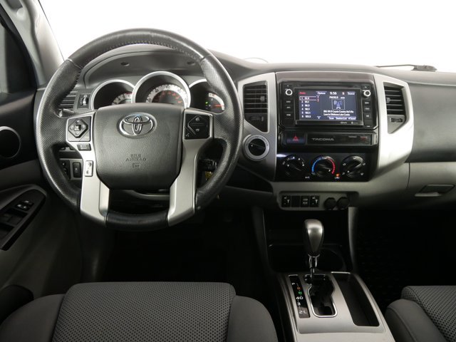 Used 2015 Super White Toyota Double Cab TRD Sport image 21