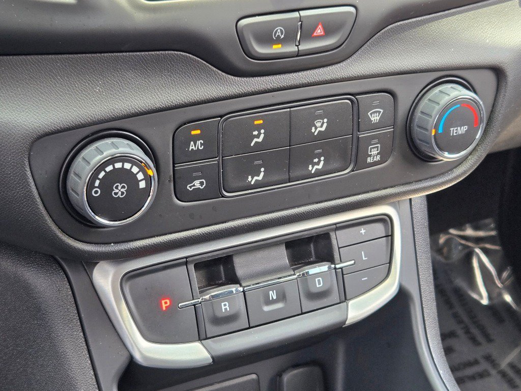 2024 GMC Terrain SLE - Photo 27