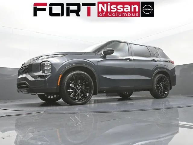 New 2026 Gray Nissan SL image 36