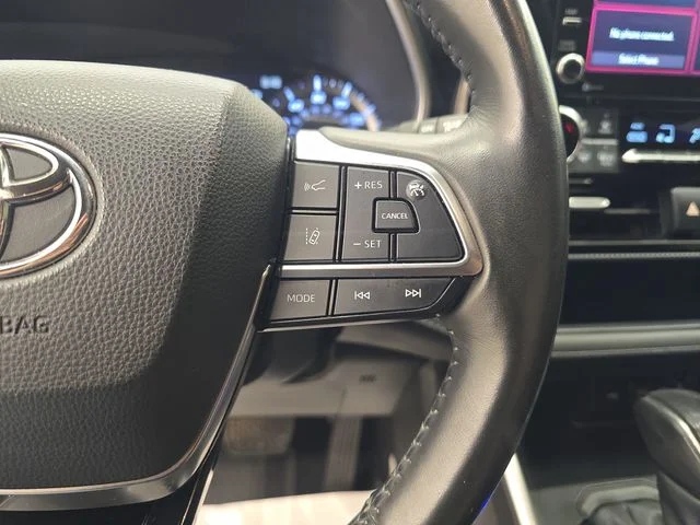 Used 2021 Midnight Black Metallic Toyota XSE image 34
