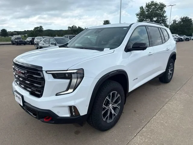 2026 GMC Acadia AT4 - Photo 7
