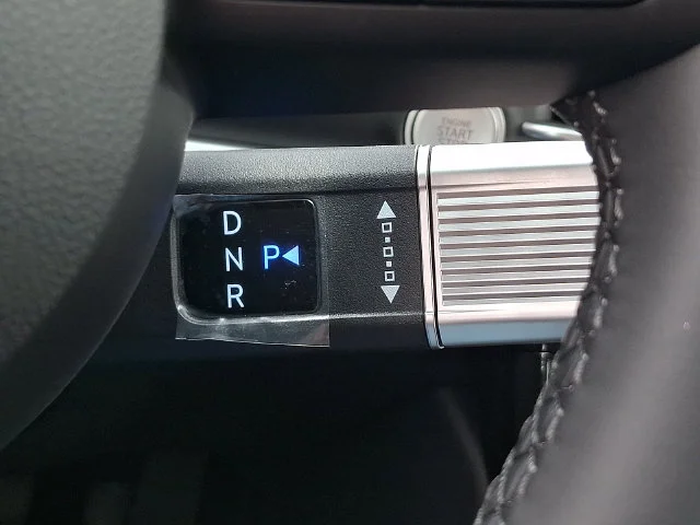 New 2026 White Hyundai SEL Convenience image 10