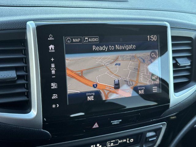 Certified Used 2018 White Honda Touring image 14
