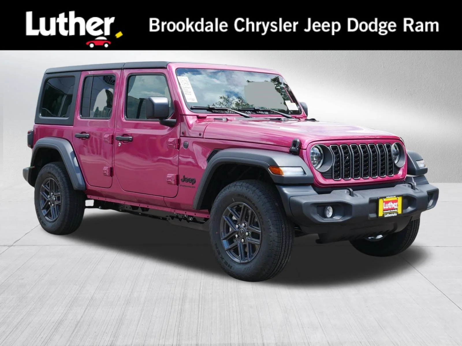 New 2026 Tuscadero Pearl-Coat Exterior Paint Jeep Sport S image 1
