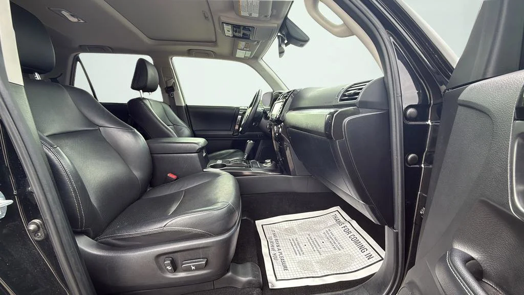 2020 Toyota 4Runner Night Shade - Photo 33