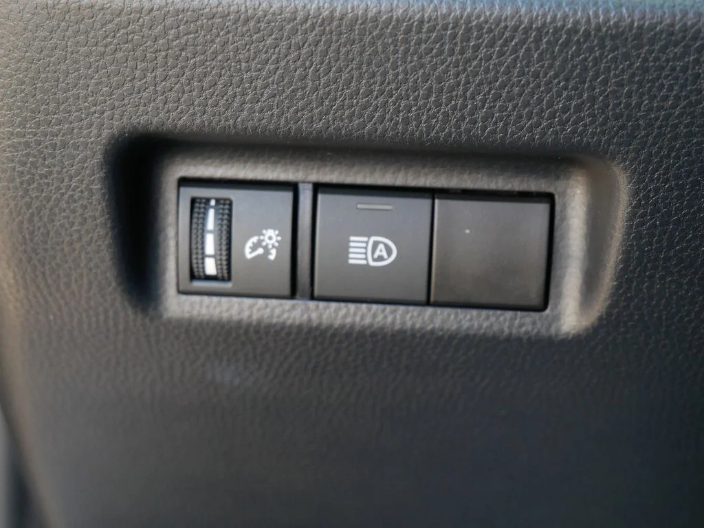 Used 2025 Gray Toyota XLE image 27