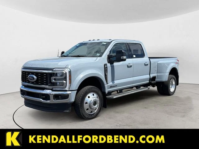2025 Ford F-450SD Lariat
