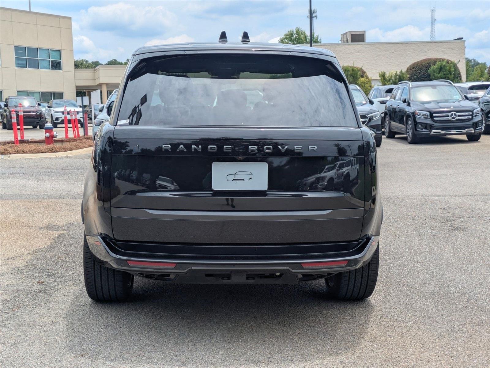 2025 Land Rover Range Rover SE - Photo 6