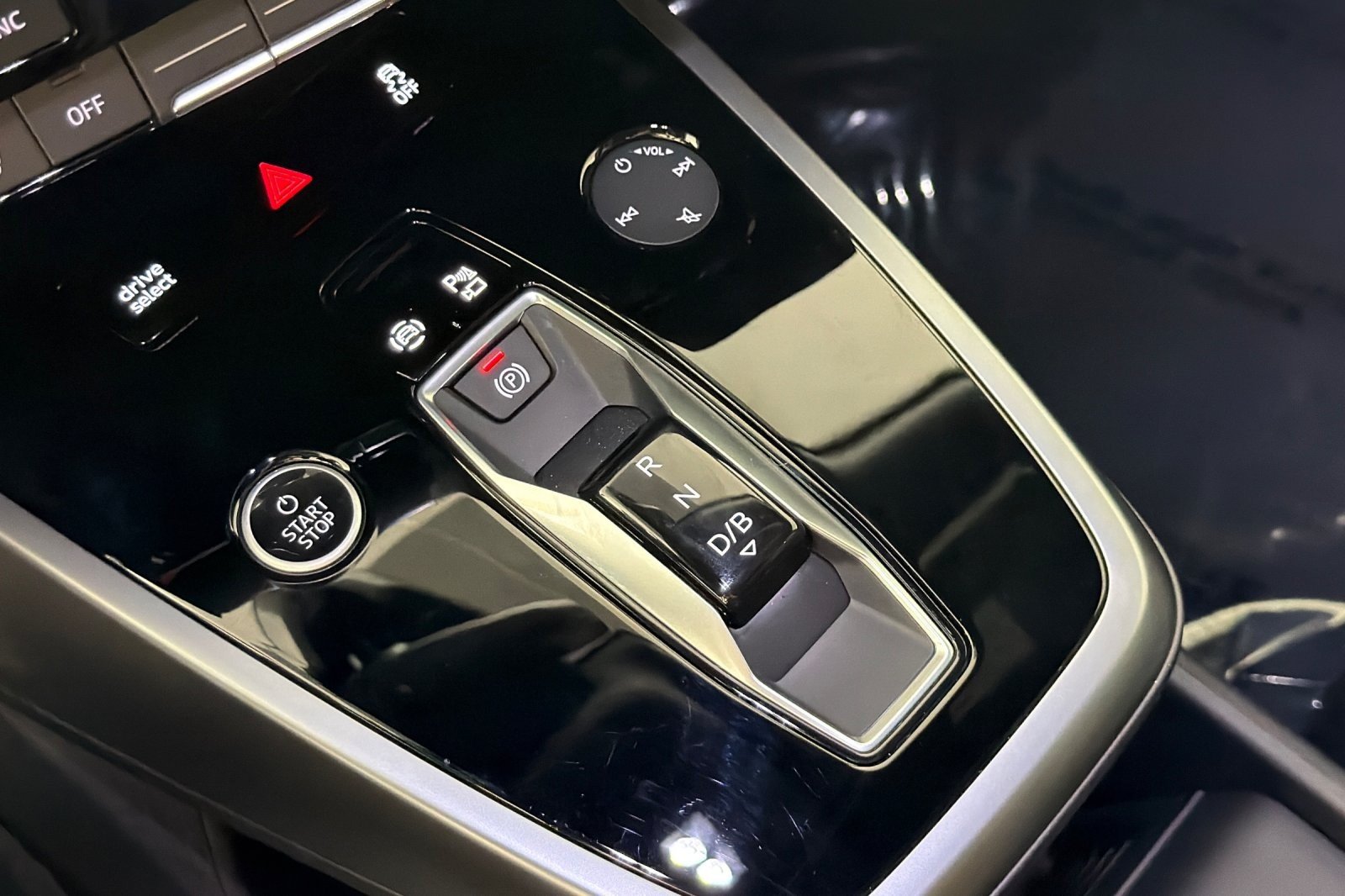 Used 2025 Pebble Gray Audi Premium 45 RWD image 21