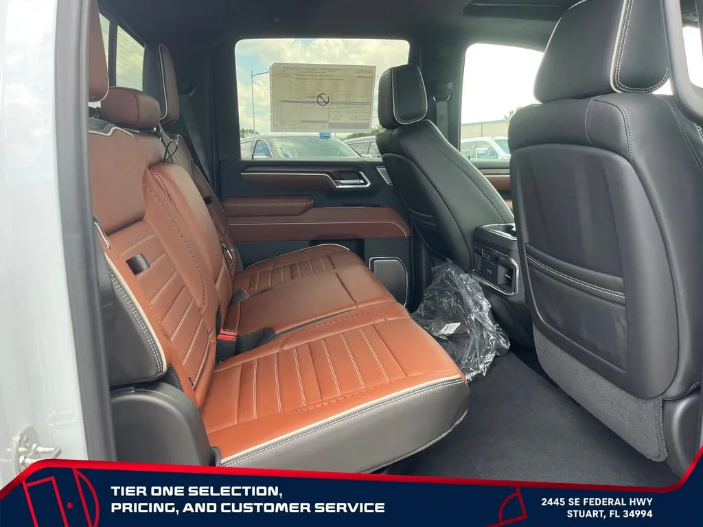New 2026 Glacier White Tricoat GMC Denali Ultimate image 17