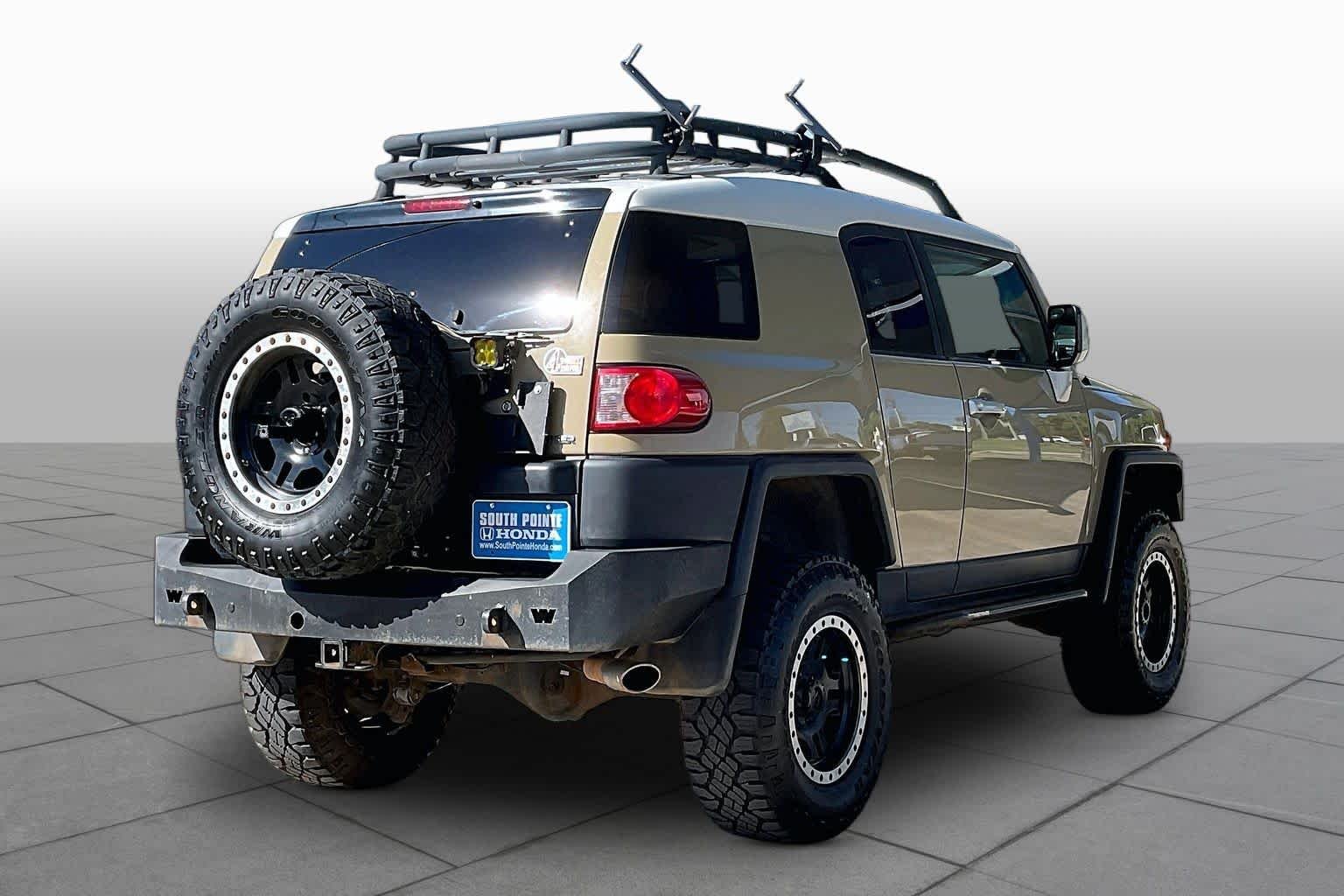 Used 2011 Quicksand Toyota  image 12
