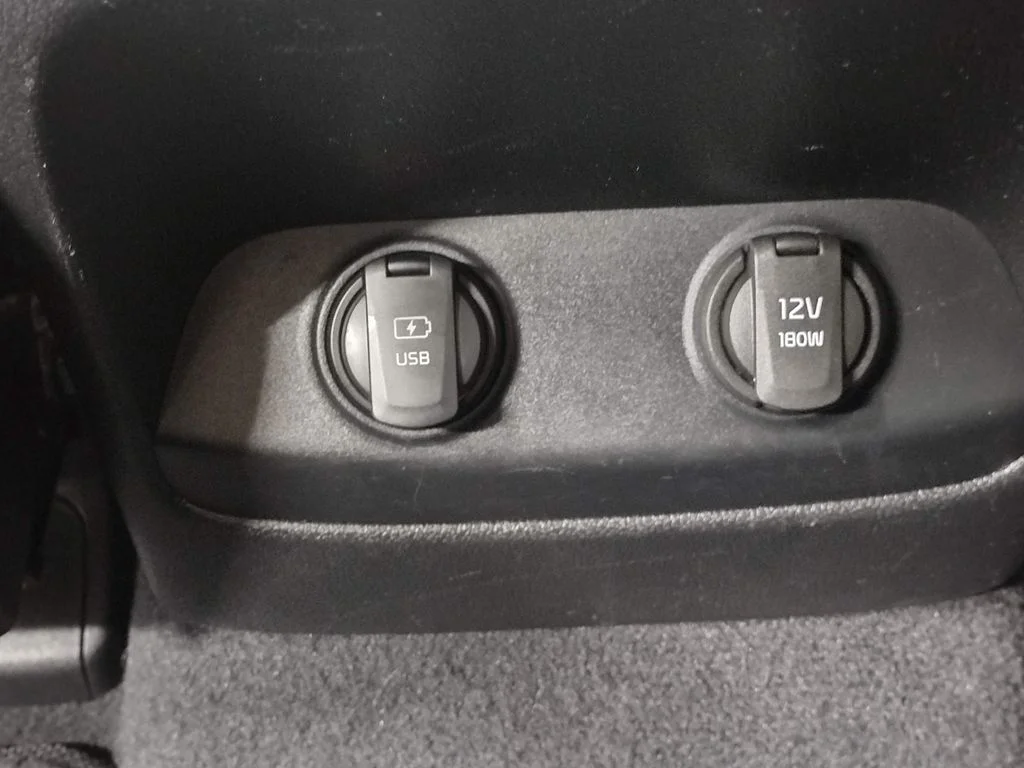 Used 2020 Blue Kia S image 34