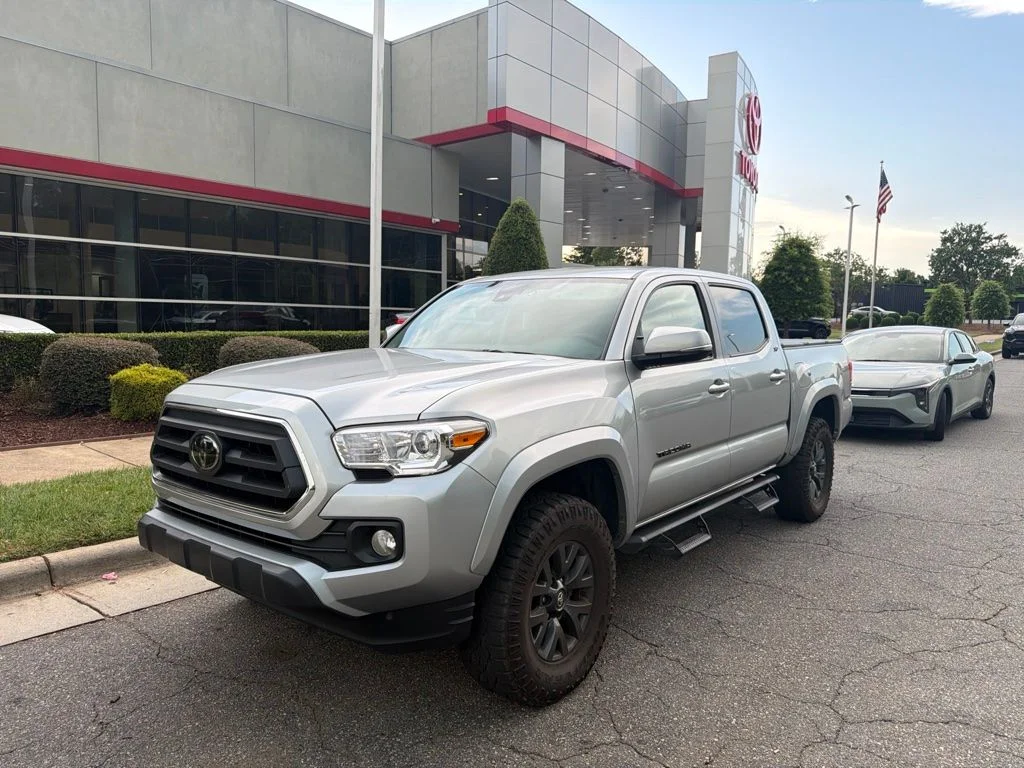 Used 2023 Silver Toyota SR5 image 3