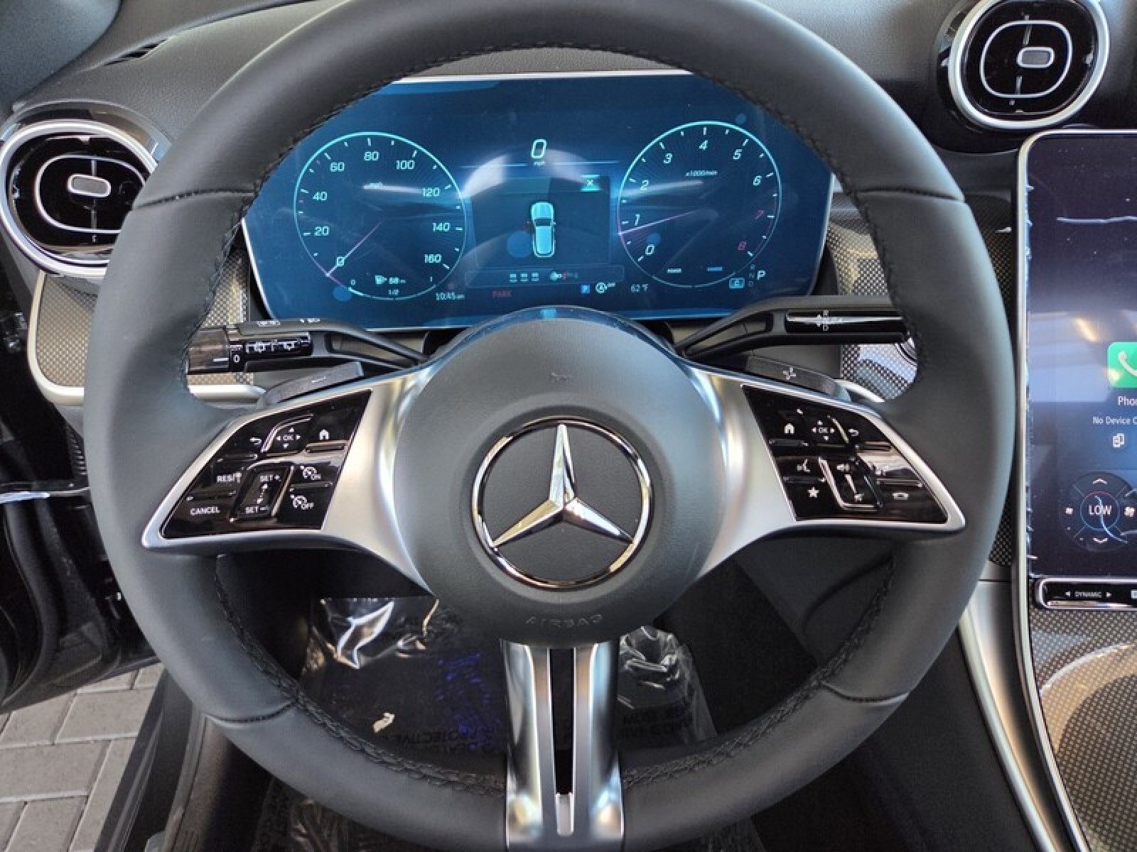 New 2026 Graphite Grey Metallic Mercedes-Benz GLC 300 SUV image 22