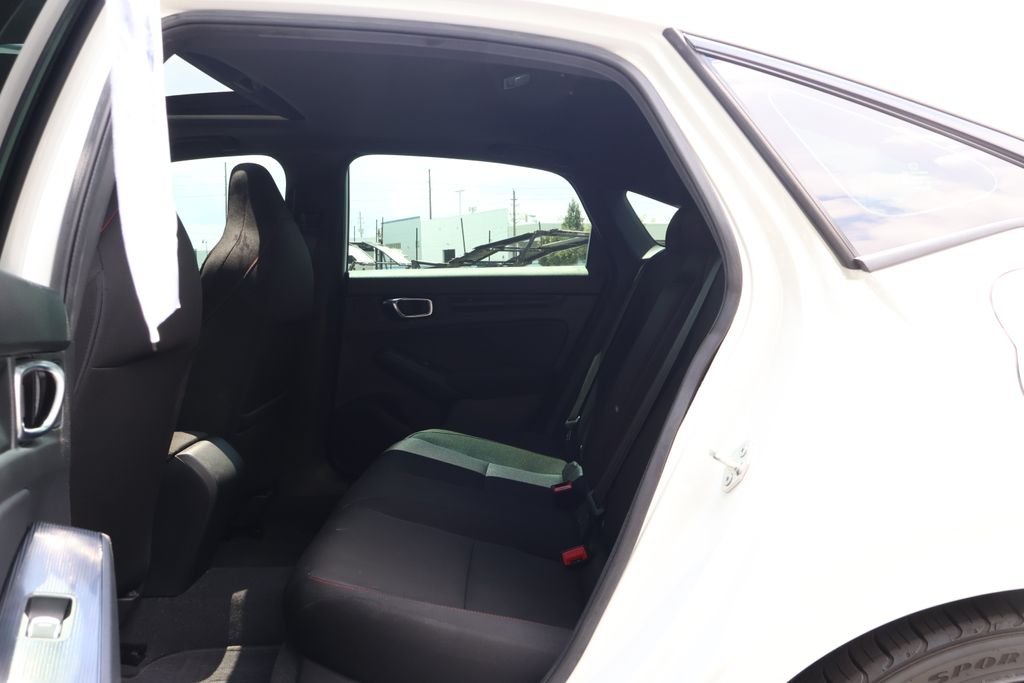 Used 2024 White Honda Base image 43