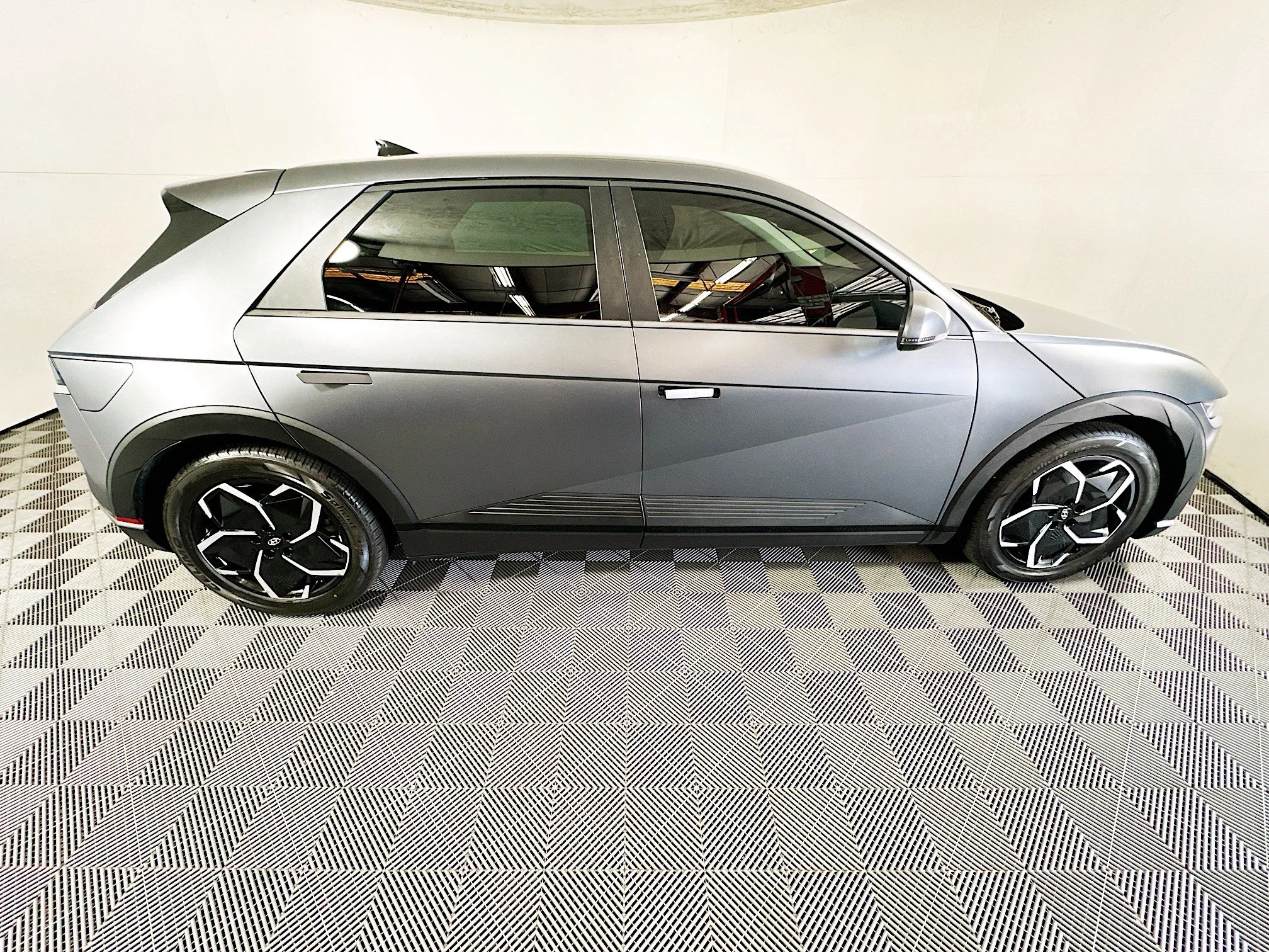 Used 2024 Hyundai IONIQ 5 SEL with VIN KM8KN4DEXRU266506 for sale in Coconut Creek, FL