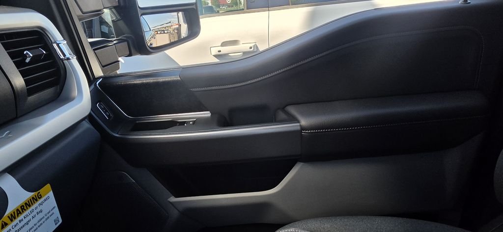 New 2026 Carbonized Gray Metallic Ford F-250® XLT image 26