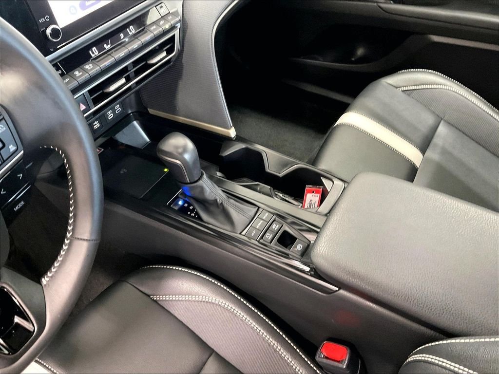 Used 2025 White Toyota SE image 20