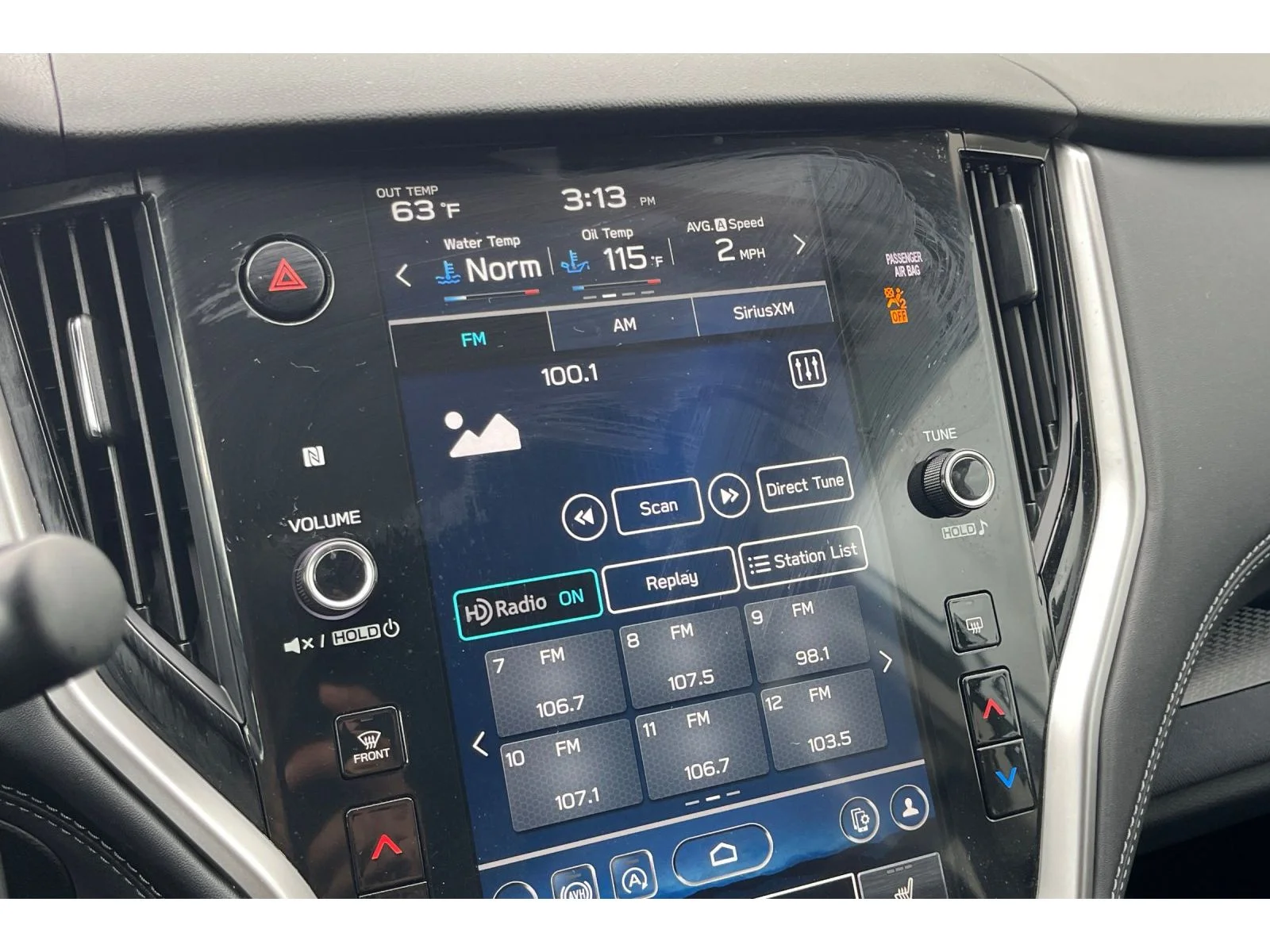 Used 2024 ICE SILVER METALL Subaru Premium image 26