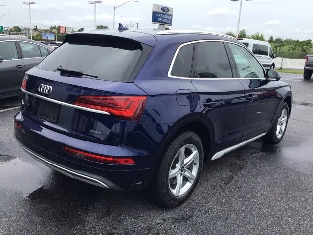 Used 2021 Navarra Blue Metallic Audi 45 Premium image 5