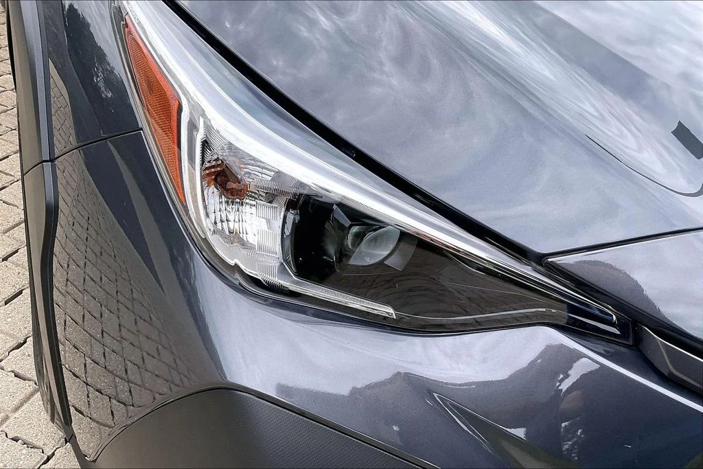 Used 2025 Gray Subaru Premium image 29
