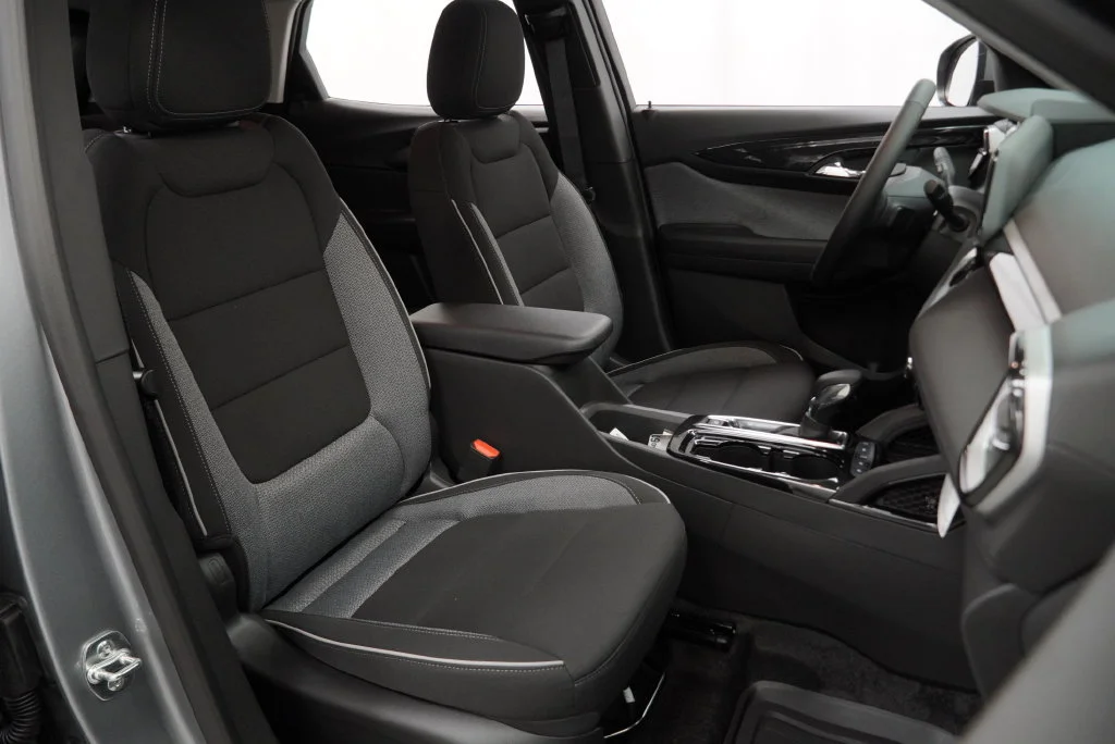 New 2026 Sterling Gray Metallic Chevrolet LT image 36