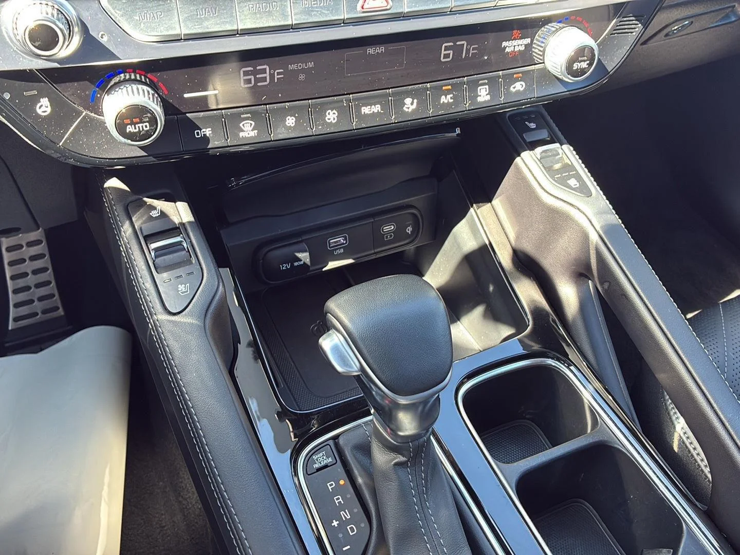 Used 2024 Glacial White Pearl Kia SX-Prestige X-Line image 29