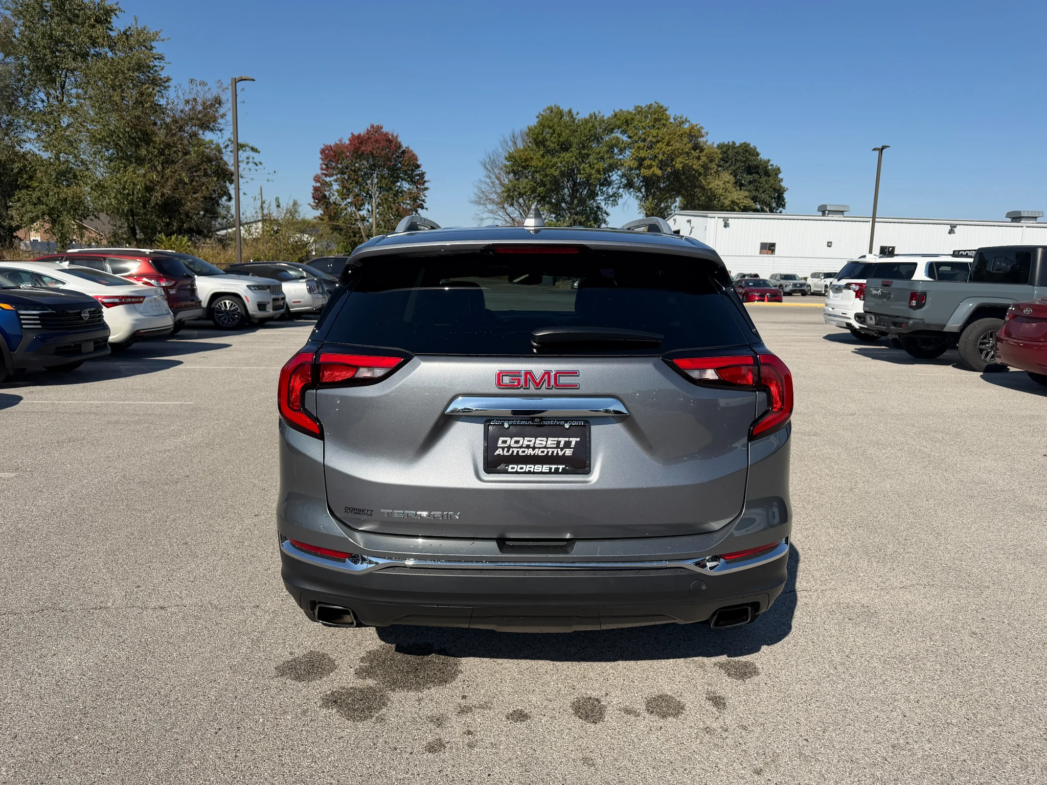 Used 2020 Satin Steel Metallic GMC SLT image 5