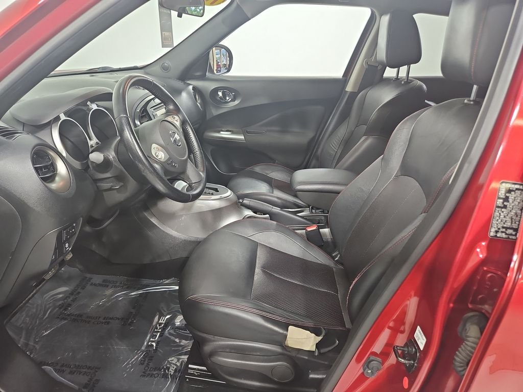 Used 2013 Red Nissan SL image 10