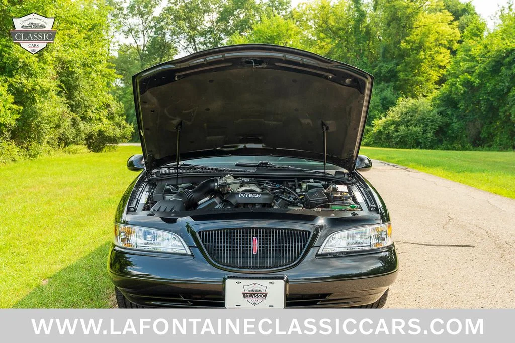 Used 1997  Lincoln LSC image 42