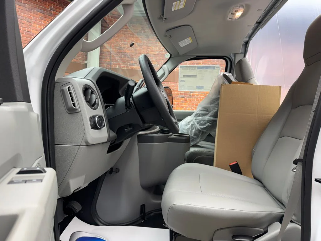 New 2027 White Ford Base image 22