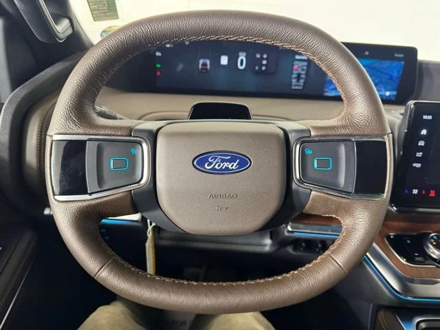 New 2026 Agate Black Metallic Ford King Ranch image 18