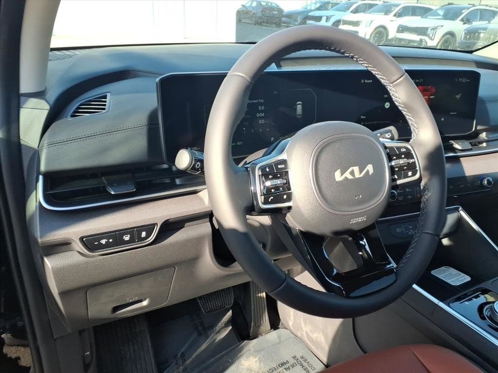 2026 Kia Carnival SX - Photo 16
