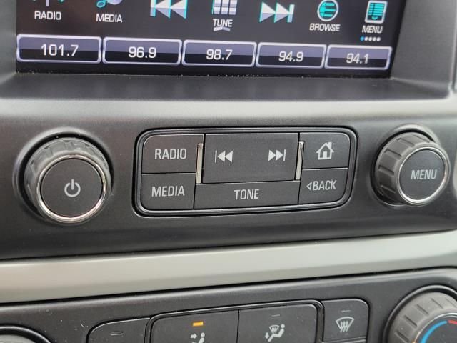 Used 2016 Gray Chevrolet LT image 28