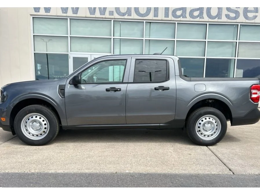New 2026 Carbonized Gray Metallic Ford XL image 4