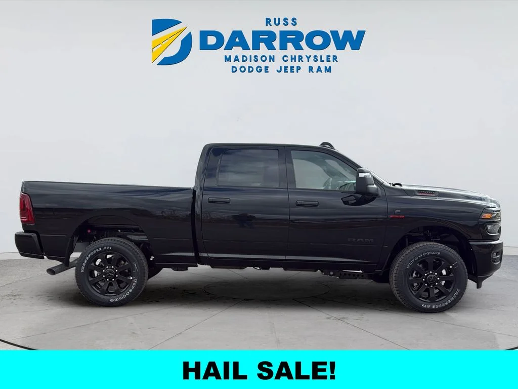 New 2026 Diamond Black Crystal Pearl-Coat Exterior Paint RAM Big Horn image 6
