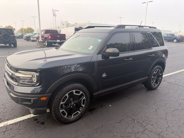 Used 2021 Blue Metallic Ford Outer Banks image 3