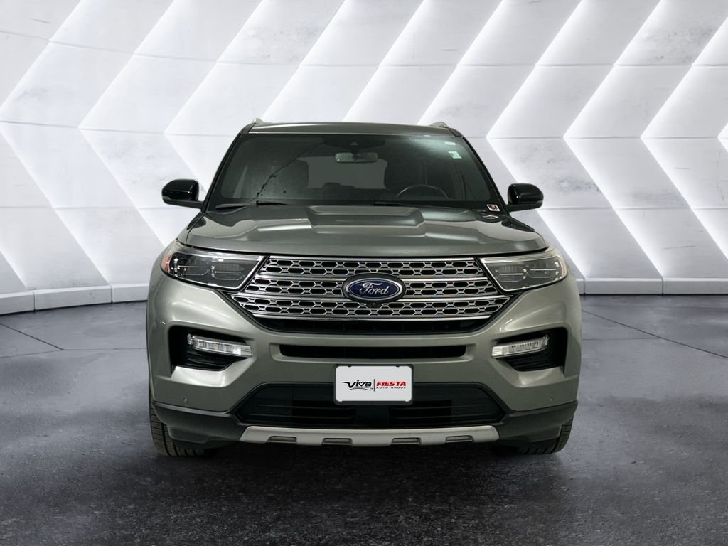 Used 2020 Green Ford Limited image 2