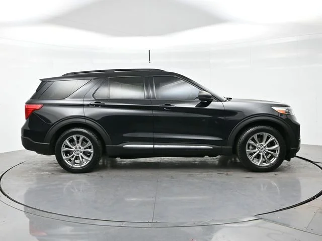 Used 2020 Agate Black Metal Ford XLT image 8