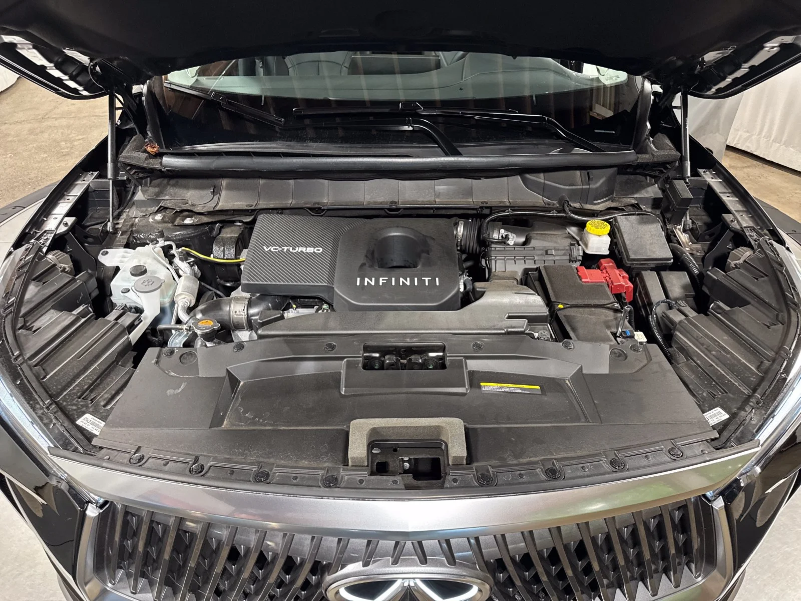 Certified Used 2026 Mineral INFINITI LUXE image 27