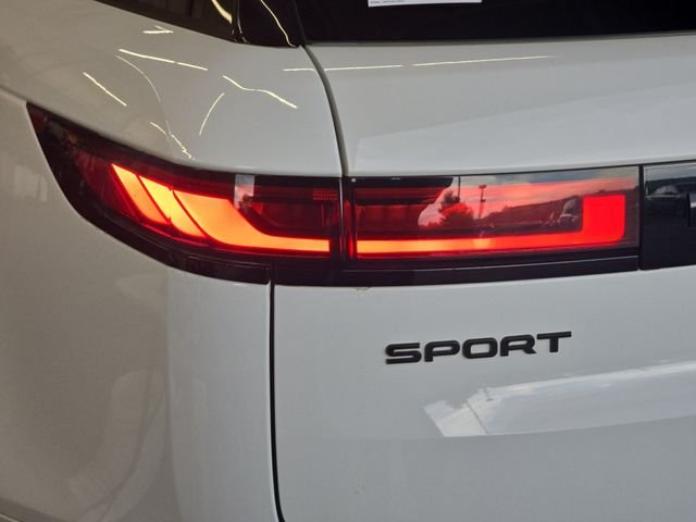 Certified Used 2025 White Land Rover Dynamic SE image 36