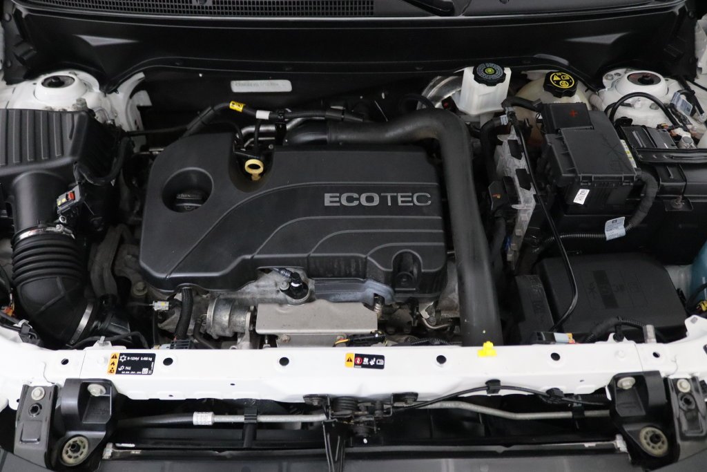 2020 Chevrolet Equinox LS - Photo 30